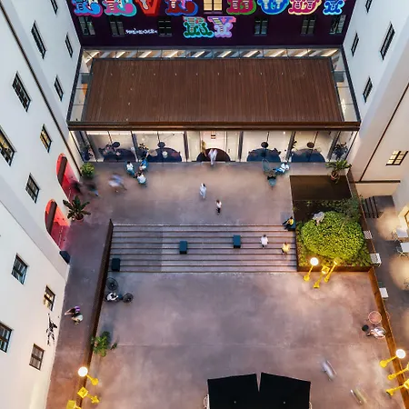 The Social Hub Lavagnini Hotell 4*