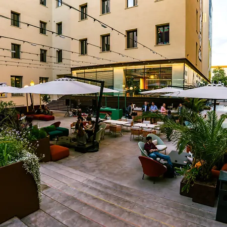 The Social Hub Lavagnini 4*